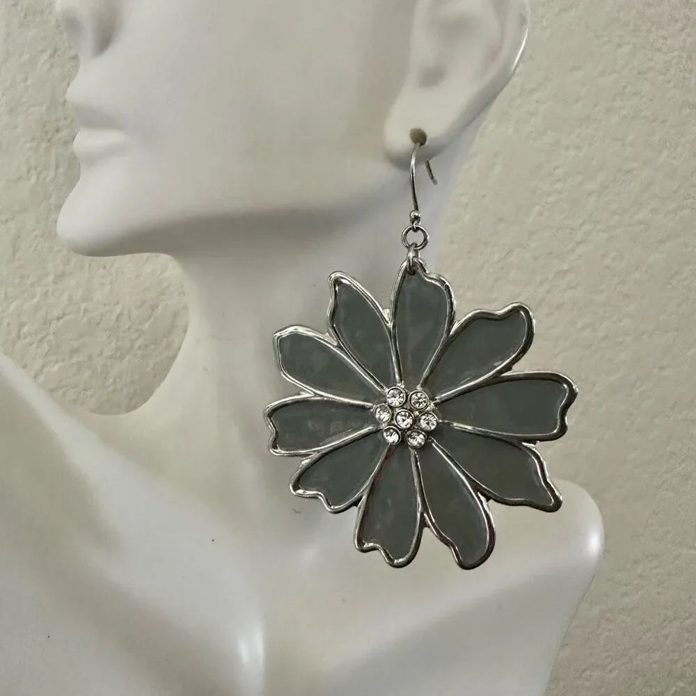 large floral Grey dangling earrings